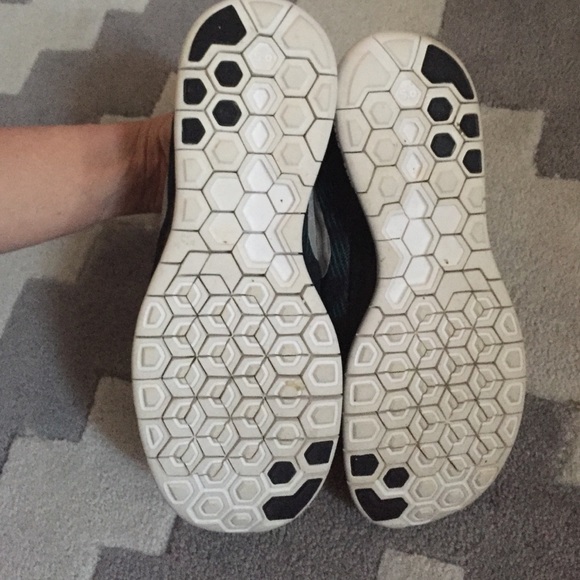 RARE Nike Free 5.0 real pink size 8.5 - Picture 4 of 4